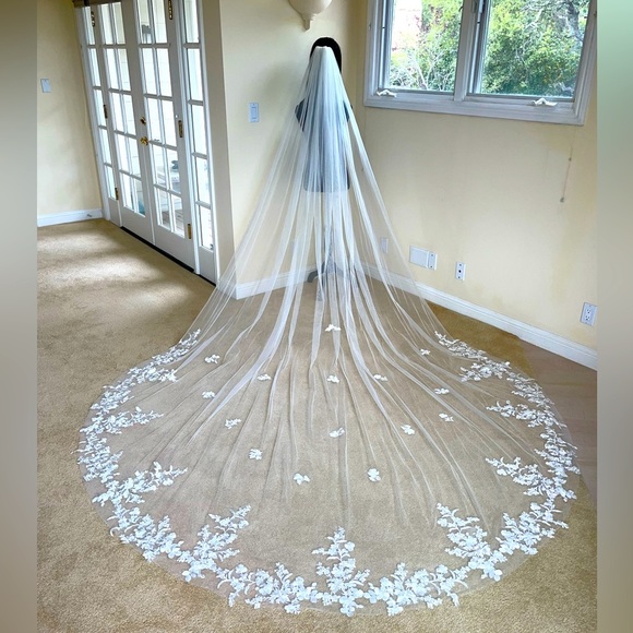 Dresses & Skirts - SOLD - Off White Cathedral Veil with Metal Comb - 118 inches